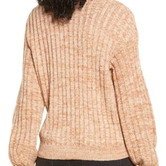 BlankNYC Heather Ribbed Knit Crewneck Sweater Size Medium NWT - Picture 3 of 8